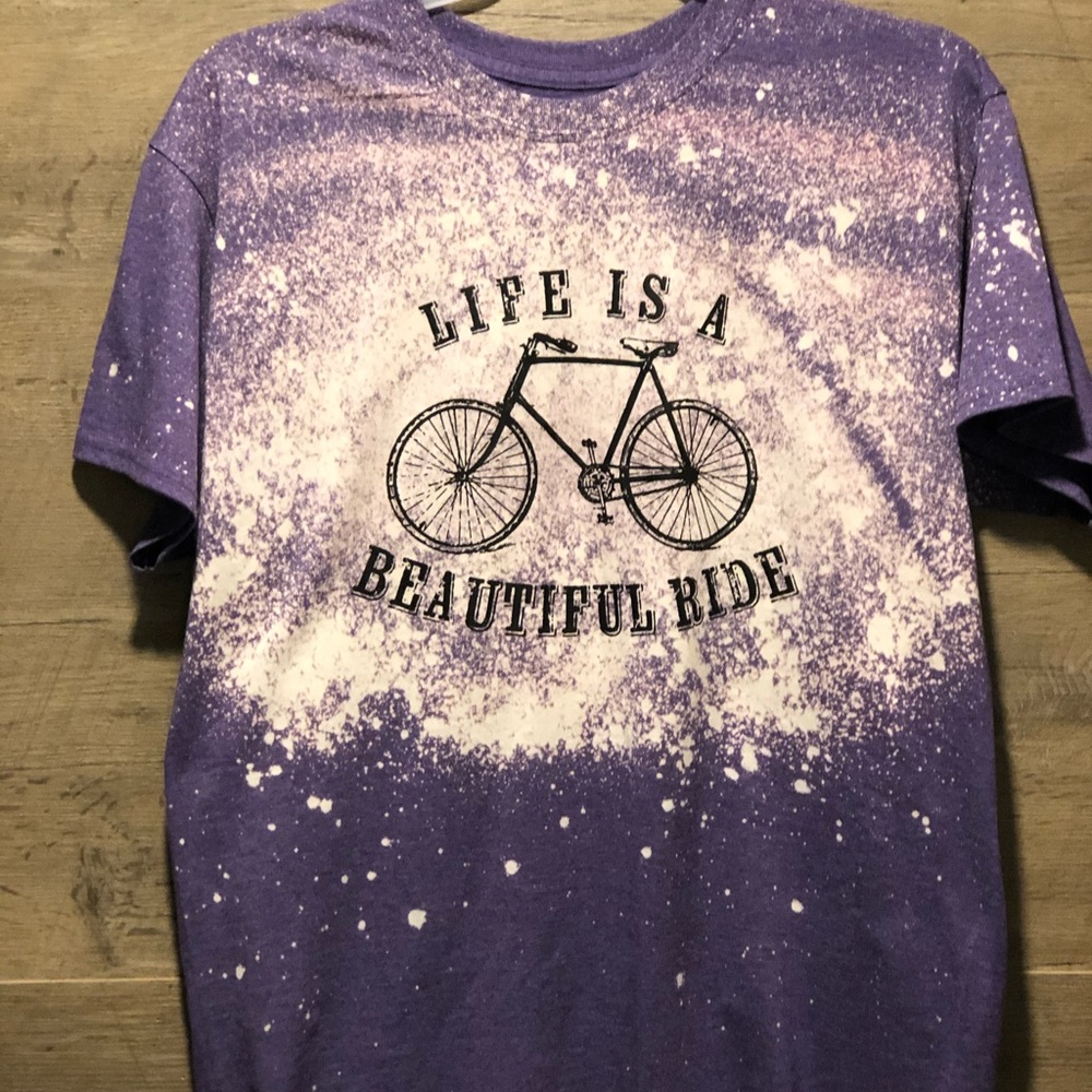 Woman’s bleached T-shirt